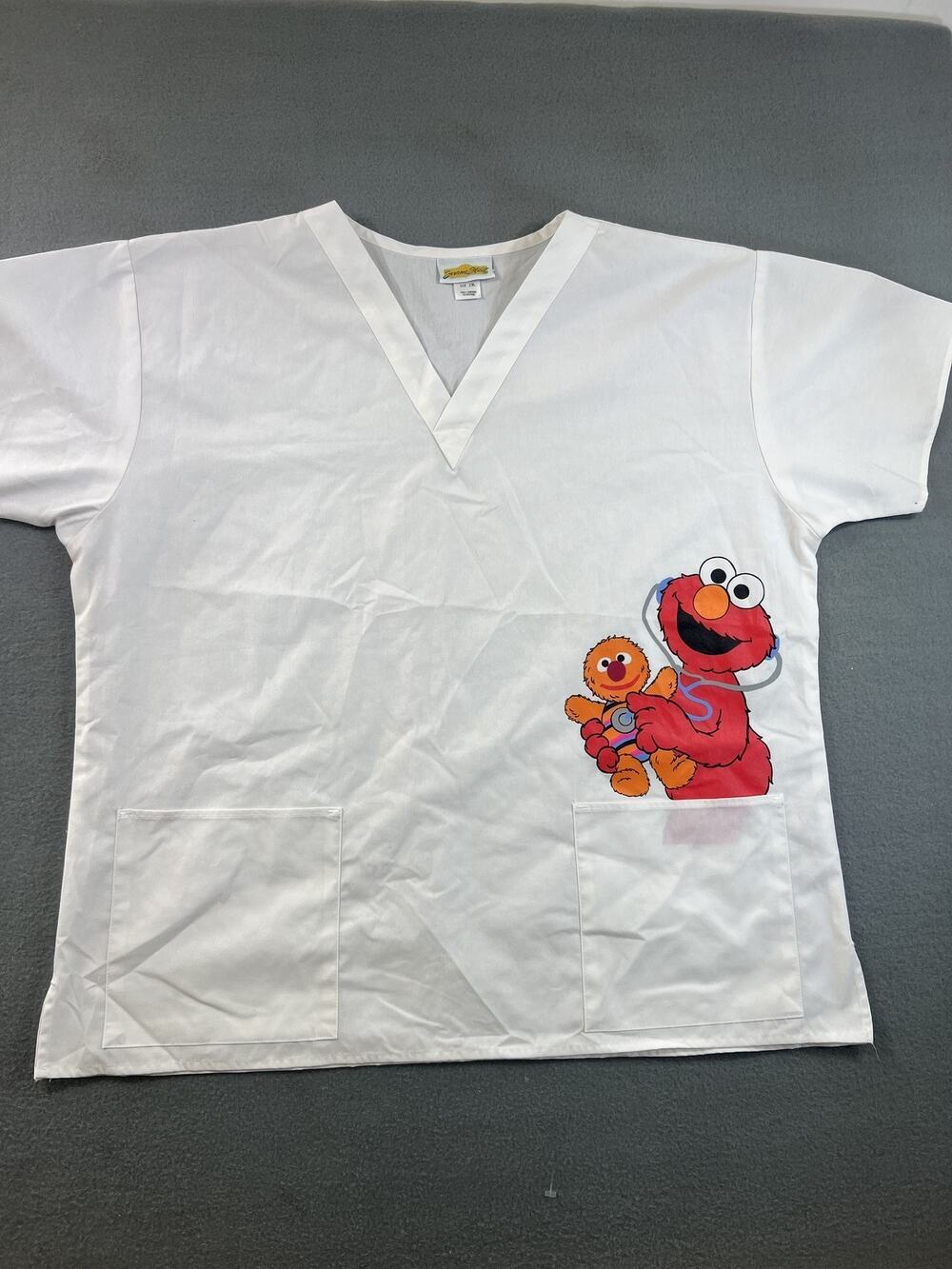 Vintage Sesame Street Elmo Scrub Top 2XL - Made in USA Medical Wear